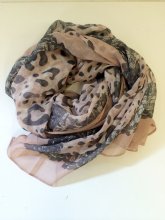 Loika sjal scarf sara rosa leopardmönster
